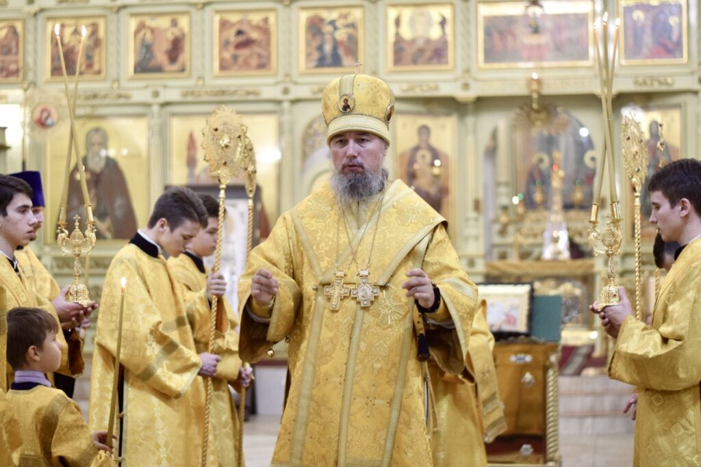 Епископ Василий совершил всенощное бдение в канун  Недели 22-й по Пятидесятнице
