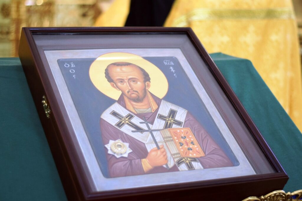 Епископ Василий совершил литургию в кафедральном соборе